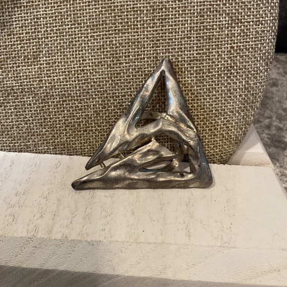 Vintage Silver Triangular Scarf Clip - Picture 2 of 3